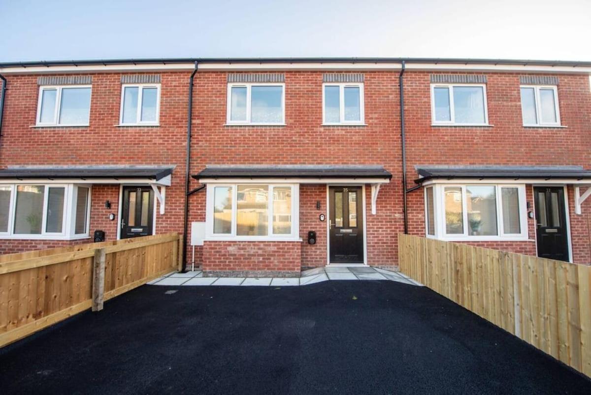 Brand-New 3-Bed Home - Liverpool Exterior photo